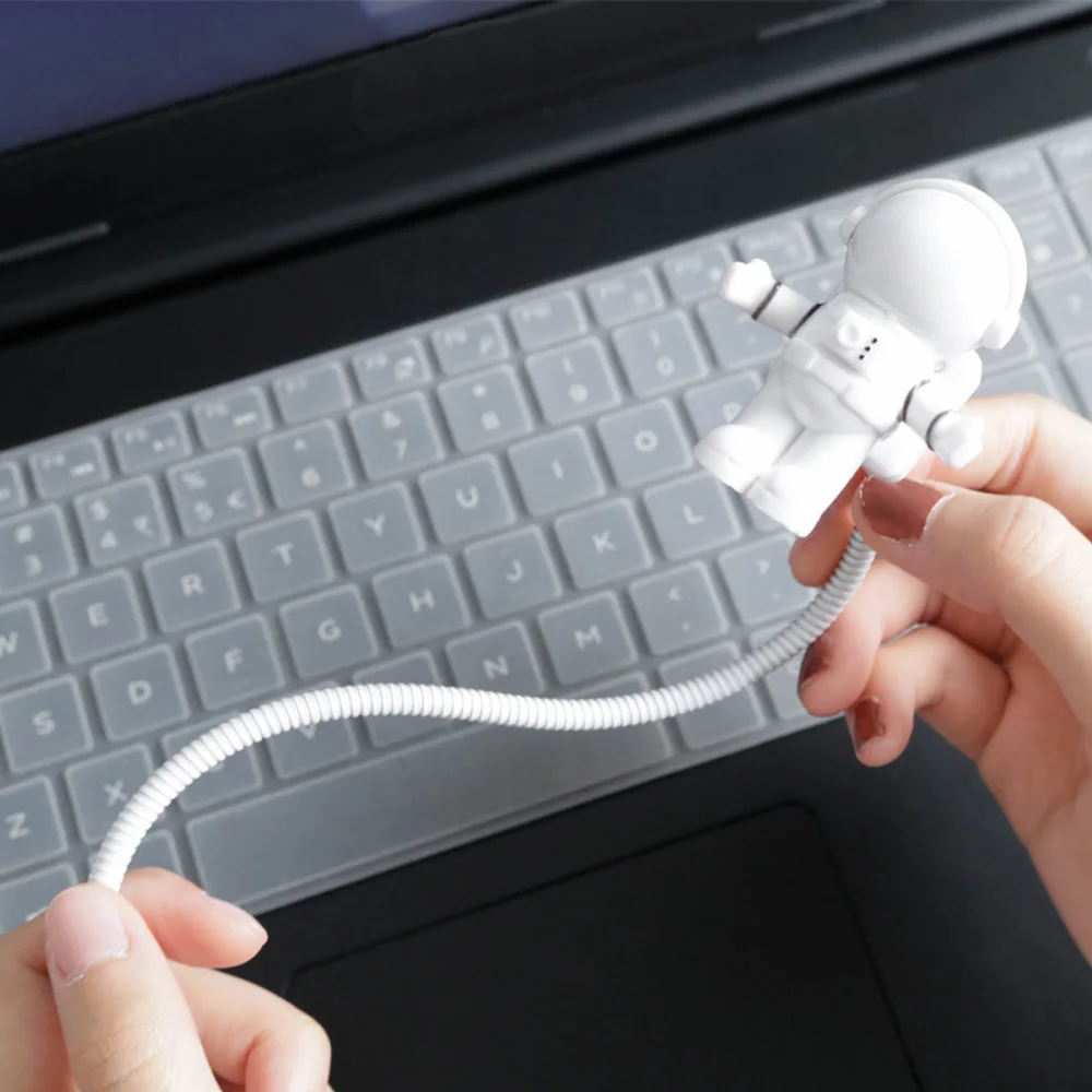 Astronaut USB LED Night Light – Flexible & Portable