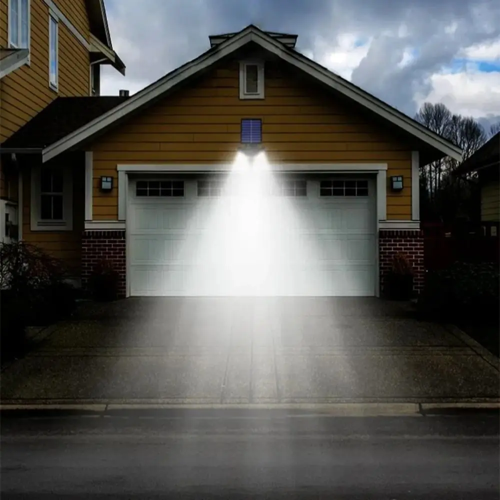 Solar Clip Light – 2-Pack